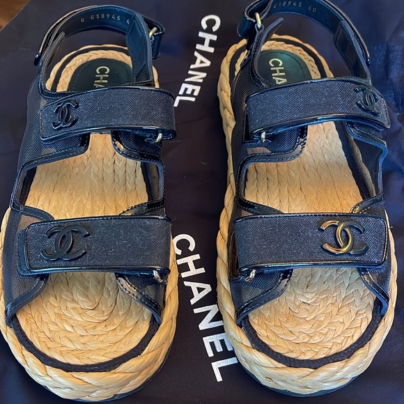 CHANEL 2022 Espadrilles Women’s Dad Sandals Size 40 NEW Braided Raffia CC Logos - Picture 5 of 12